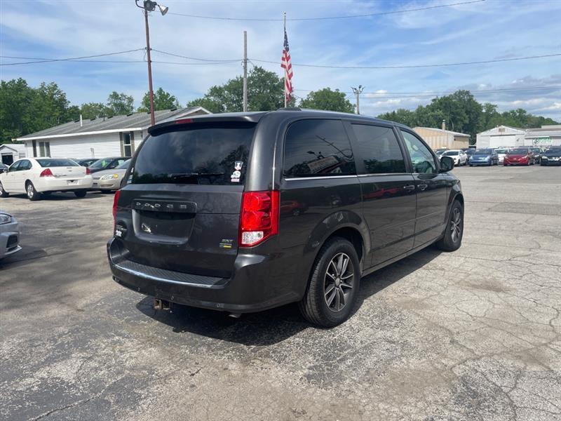 Dodge Grand Caravan SXT 2017