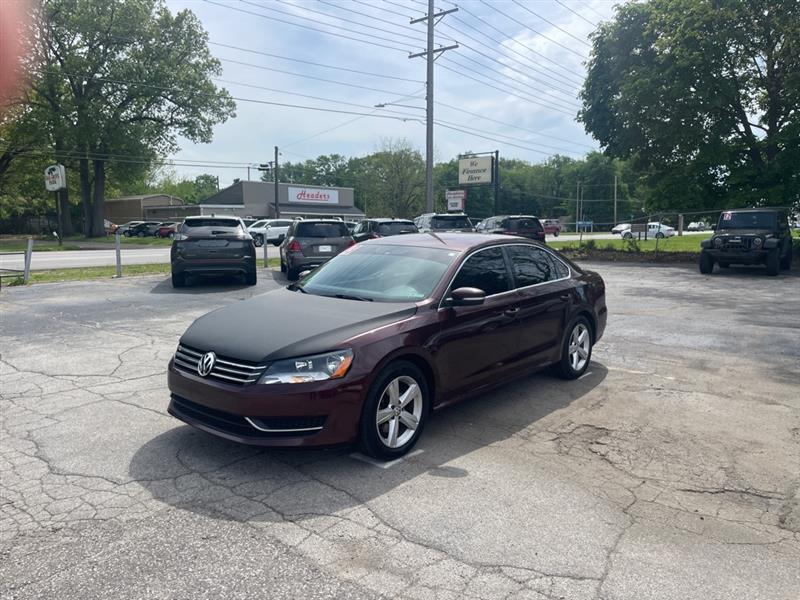 2013 Volkswagen Passat's photo