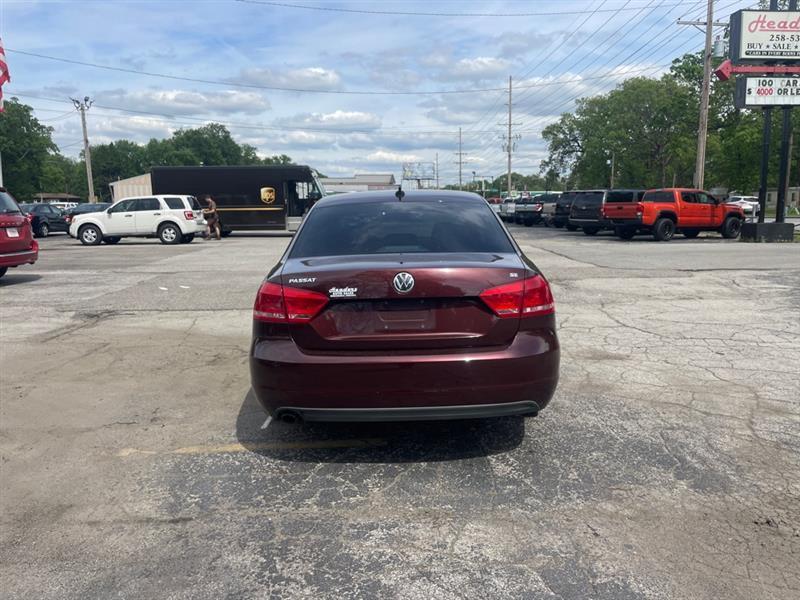 Volkswagen Passat 2.5L SE MT 2013