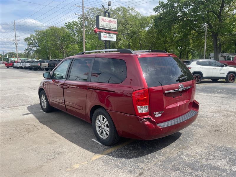 Kia Sedona LX LWB 2012