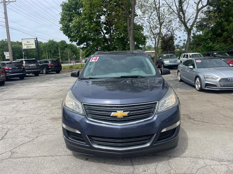 Chevrolet Traverse LS FWD w/PDC 2014