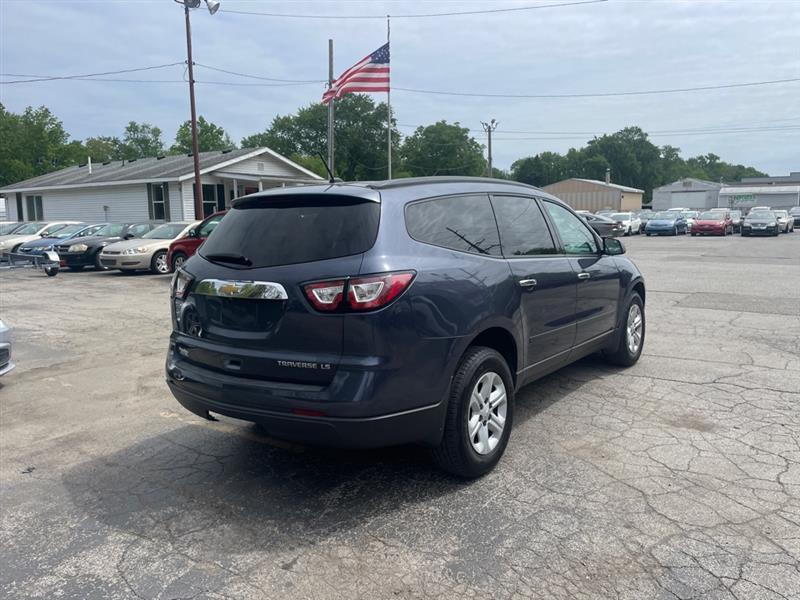 Chevrolet Traverse LS FWD w/PDC 2014