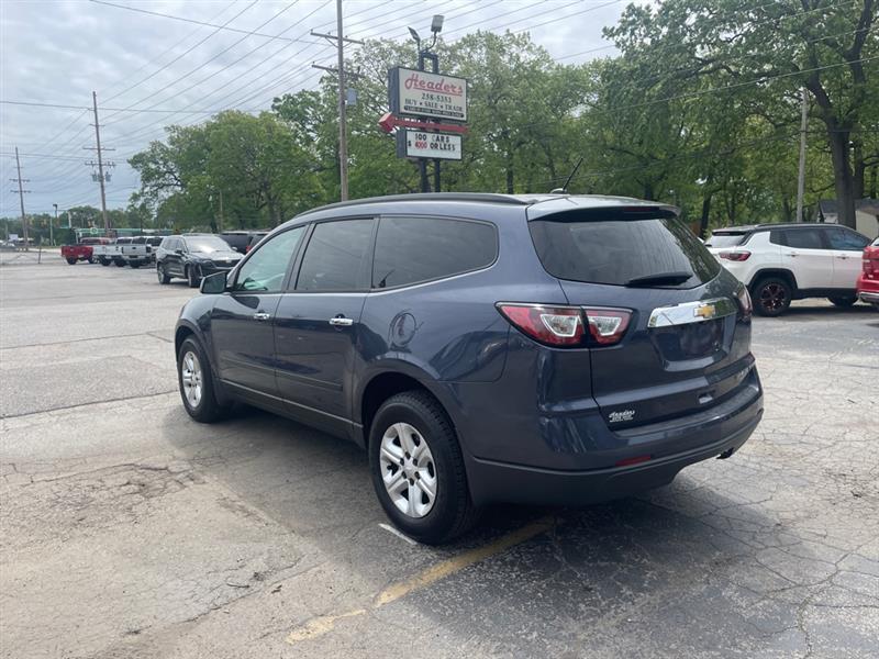 Chevrolet Traverse LS FWD w/PDC 2014