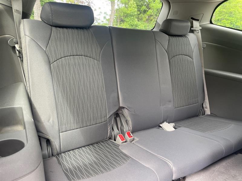 Chevrolet Traverse LS FWD w/PDC 2014