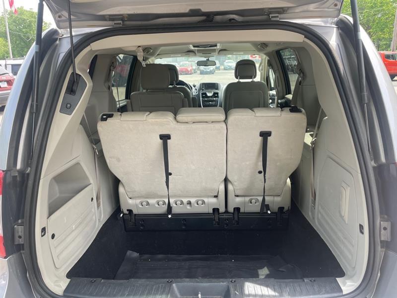 Chrysler Town & Country Touring 2013
