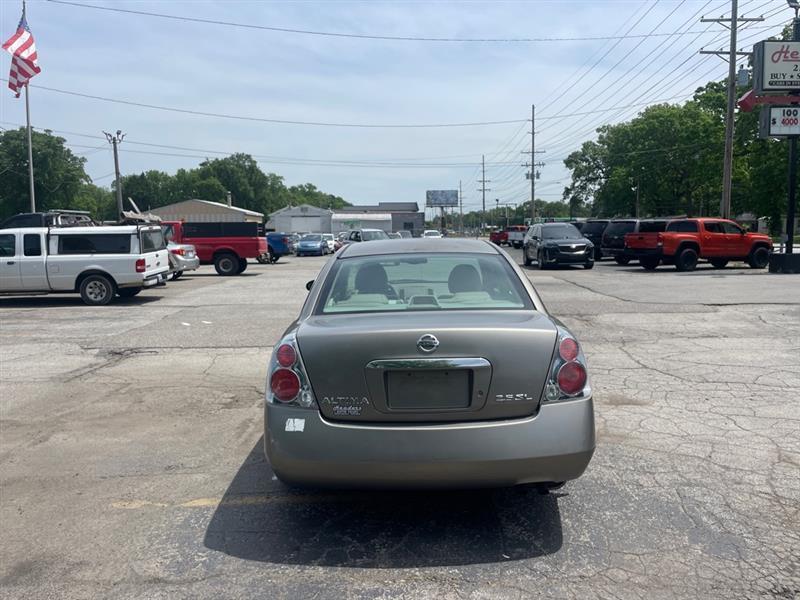 Nissan Altima 2.5 S 2005