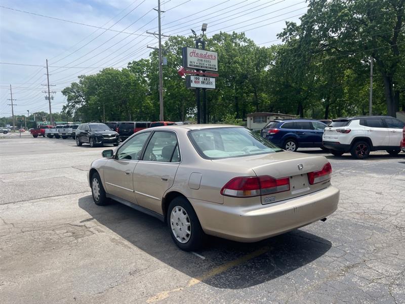 Honda Accord LX sedan 2001