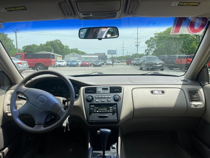 Honda Accord LX sedan 2001