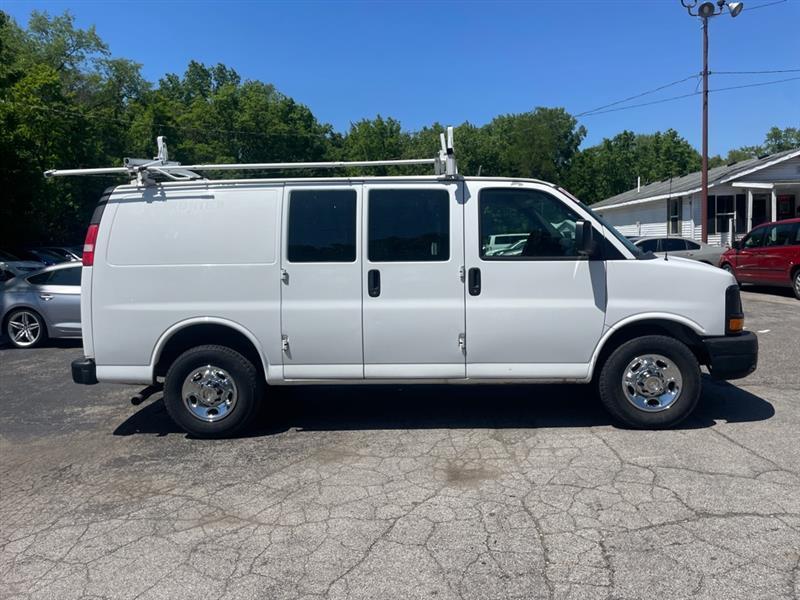 Chevrolet Express 2500 Cargo 2012