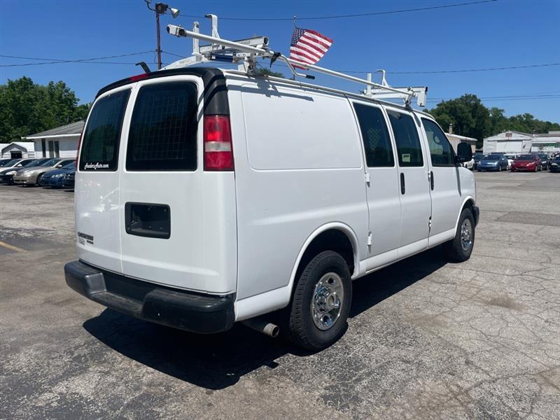 Chevrolet Express 2500 Cargo 2012