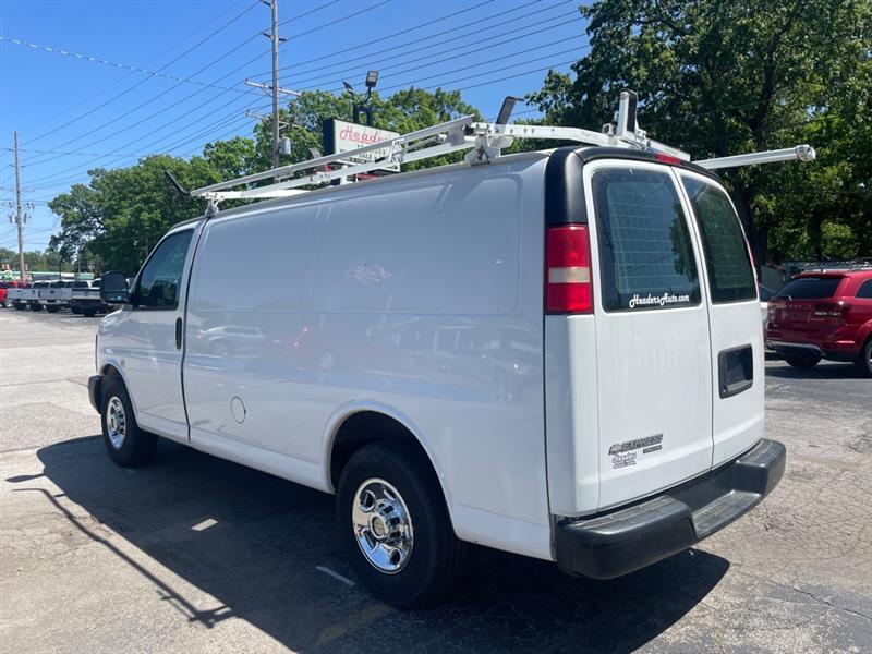 Chevrolet Express 2500 Cargo 2012