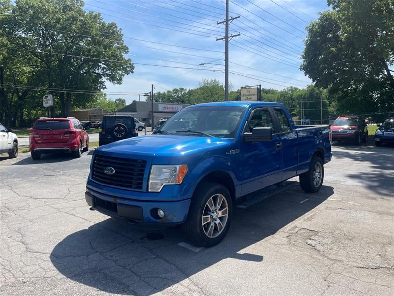 2014 Ford F-150 XL SuperCab 8-ft. Bed 4WD