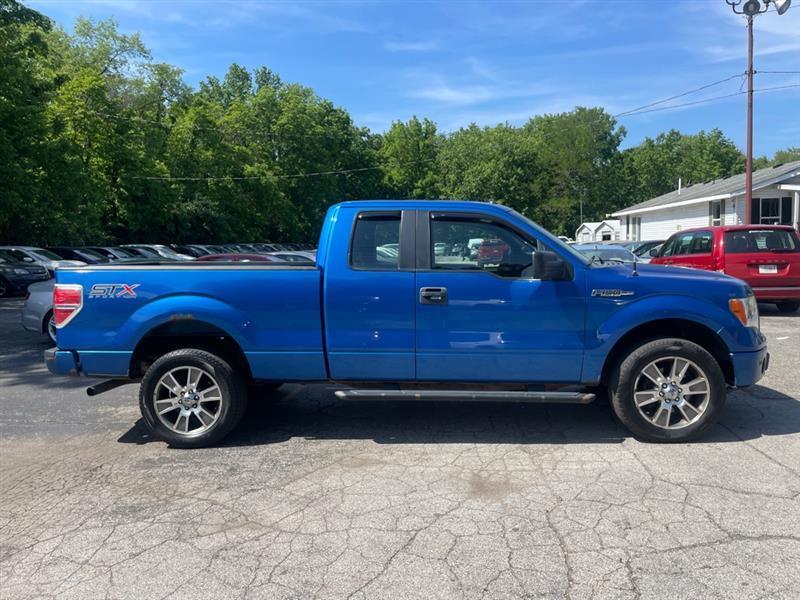 Ford F-150 XL SuperCab 8-ft. Bed 4WD 2014