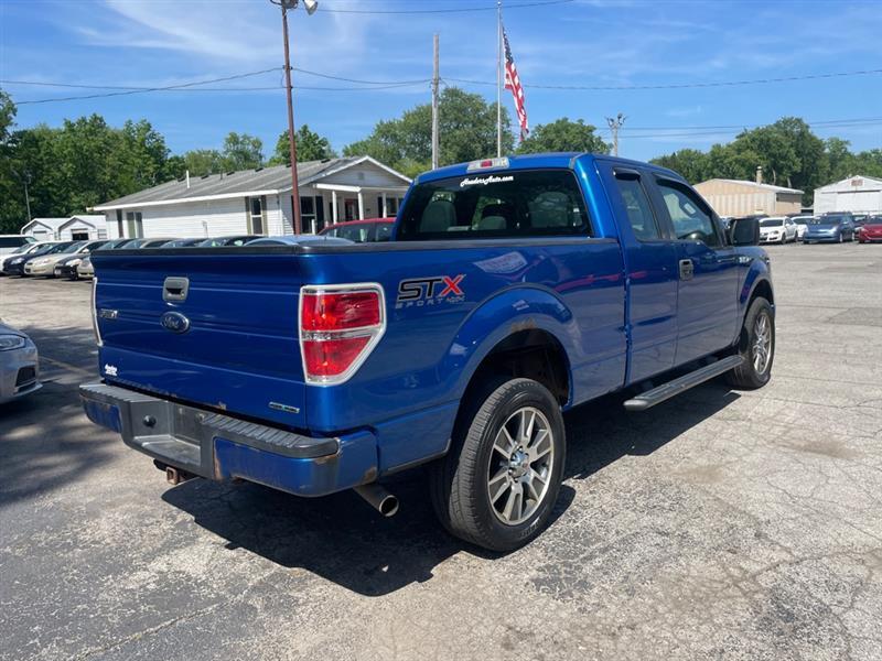 Ford F-150 XL SuperCab 8-ft. Bed 4WD 2014