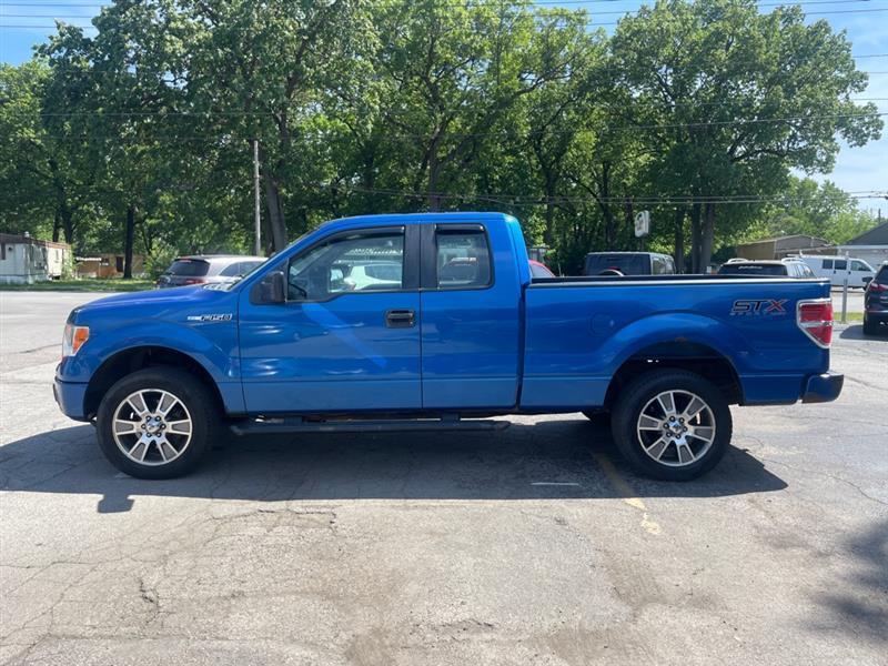 Ford F-150 XL SuperCab 8-ft. Bed 4WD 2014