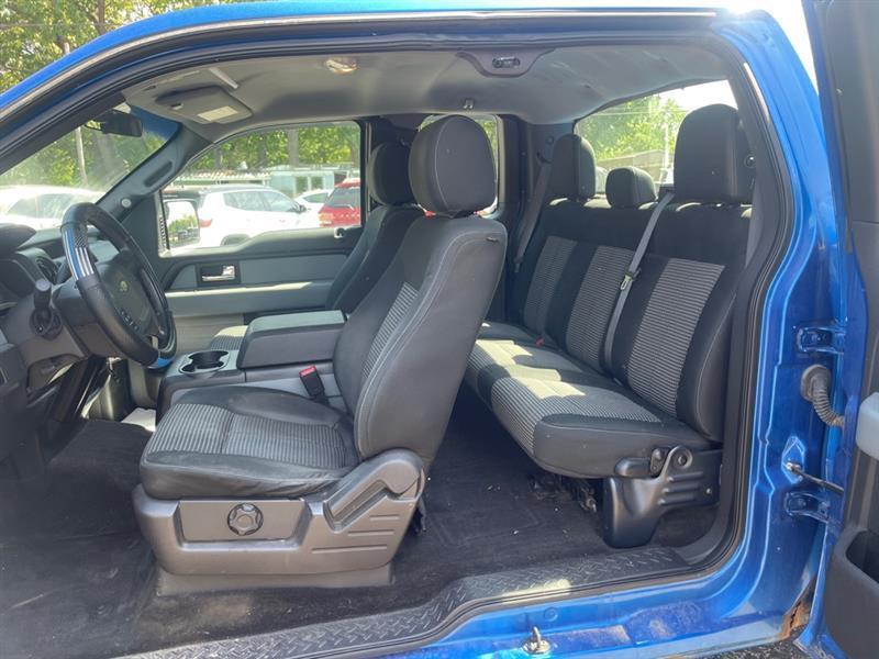 Ford F-150 XL SuperCab 8-ft. Bed 4WD 2014