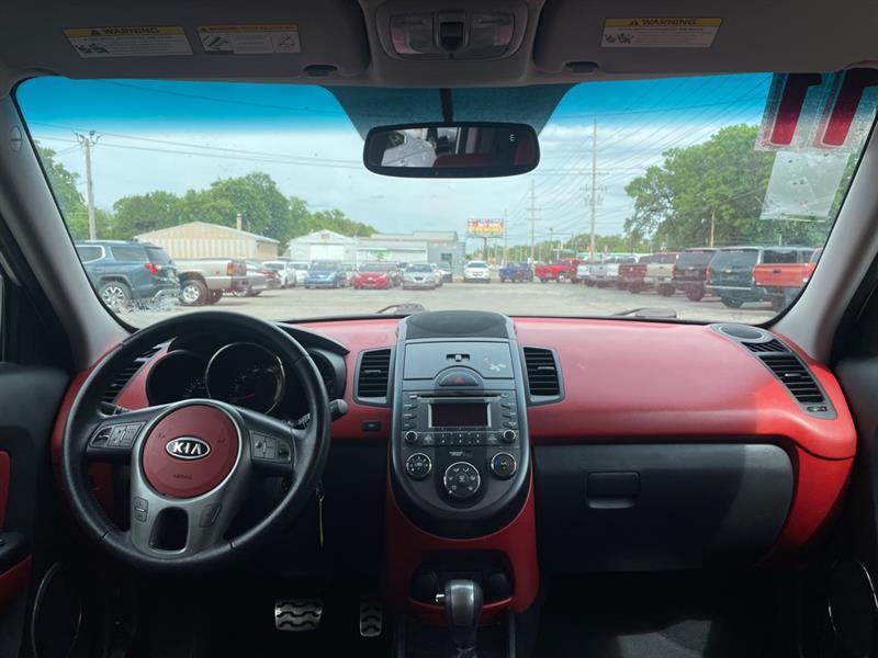 Kia Soul + 2011