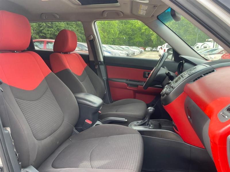 Kia Soul + 2011