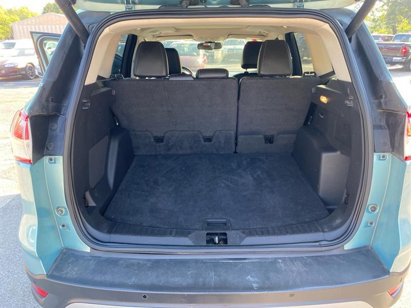 Ford Escape Titanium 4WD 2013