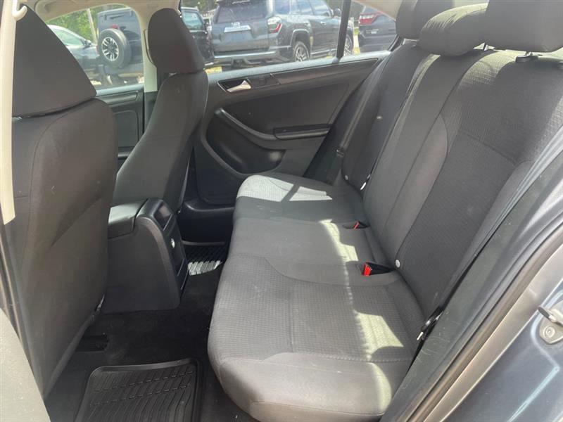 Volkswagen Jetta S 6A 2015