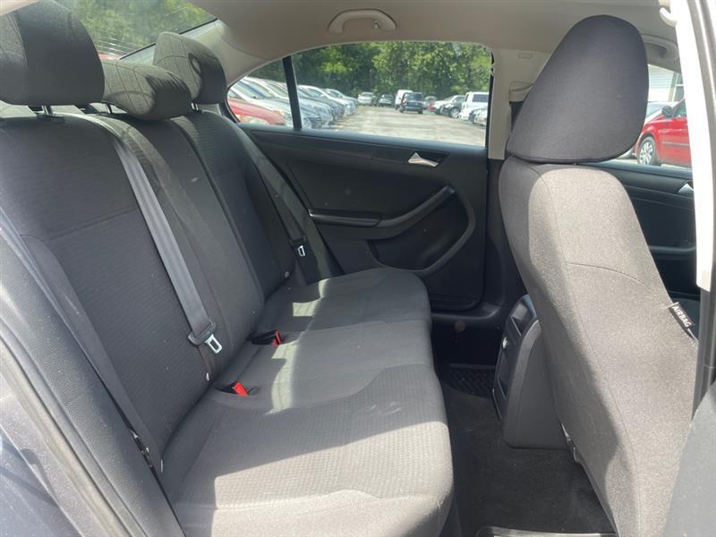 Volkswagen Jetta S 6A 2015