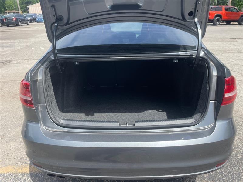 Volkswagen Jetta S 6A 2015