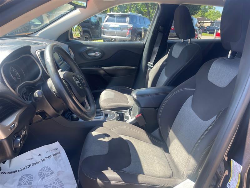 Jeep Cherokee Latitude 4WD 2014