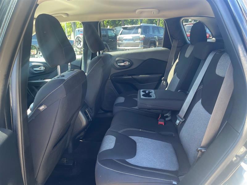Jeep Cherokee Latitude 4WD 2014