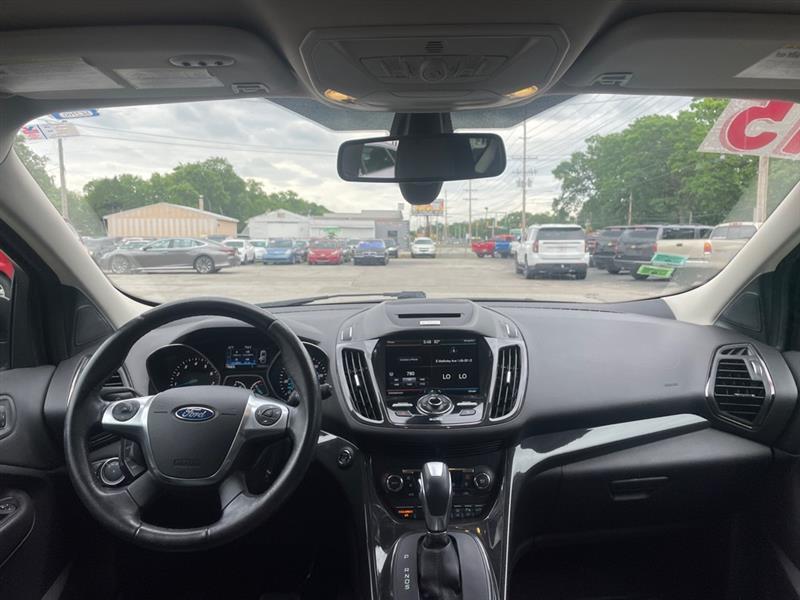 Ford Escape Titanium 4WD 2015