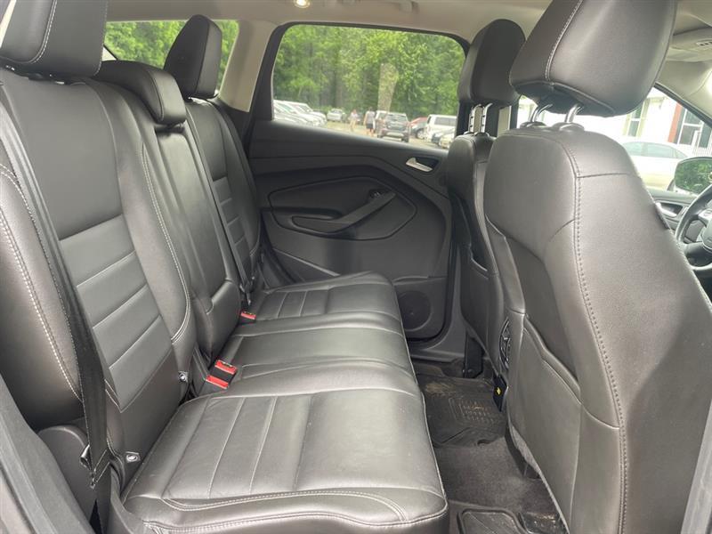 Ford Escape Titanium 4WD 2015
