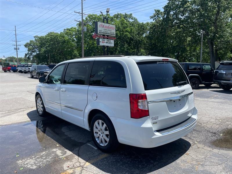 Chrysler Town & Country Touring 2014