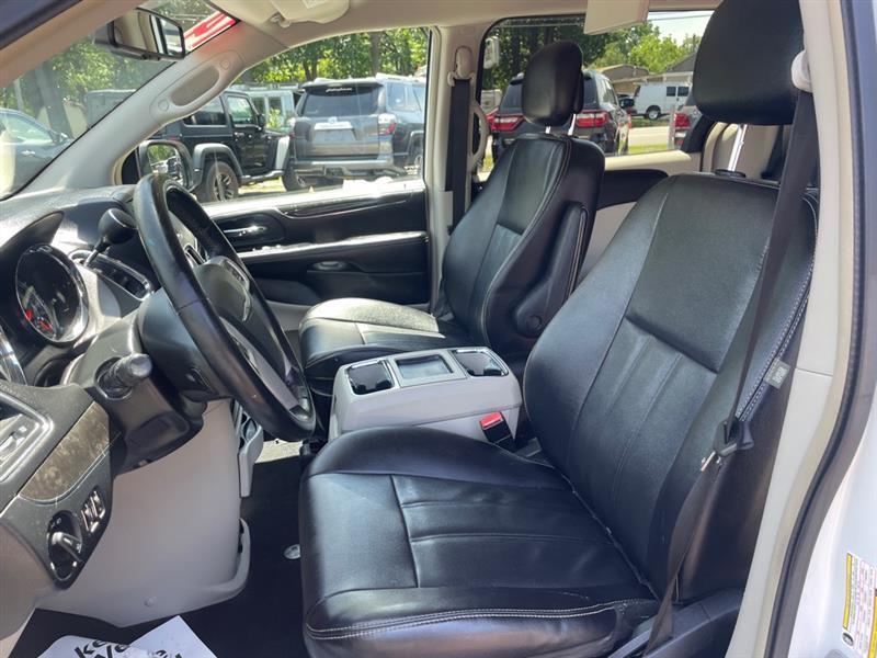 Chrysler Town & Country Touring 2014