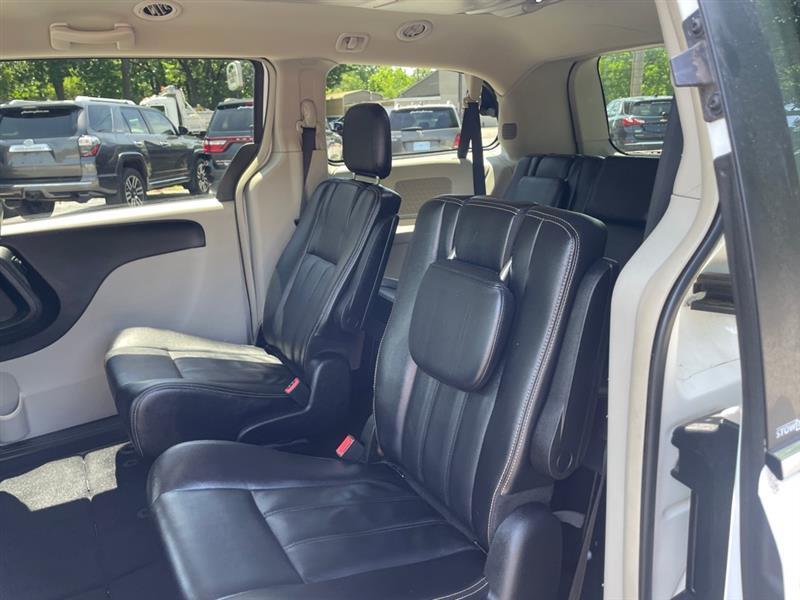 Chrysler Town & Country Touring 2014