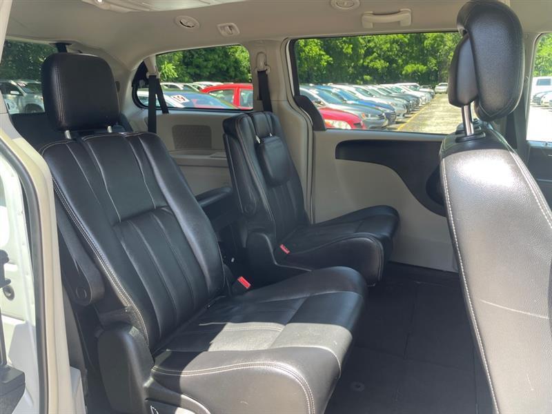 Chrysler Town & Country Touring 2014