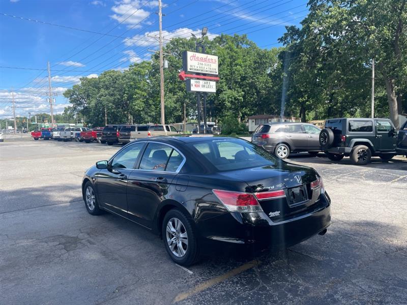 Honda Accord SE Sedan AT 2011