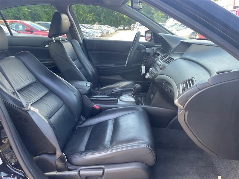 Honda Accord SE Sedan AT 2011