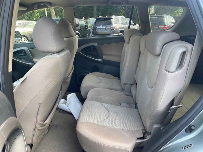 Toyota RAV4 Base I4 2WD 2008
