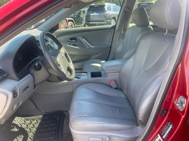 Toyota Camry Hybrid Sedan 2007