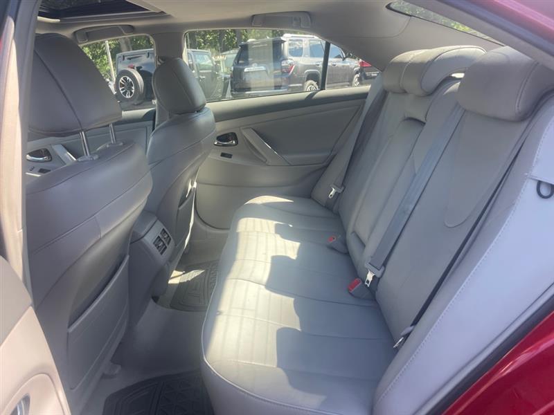 Toyota Camry Hybrid Sedan 2007