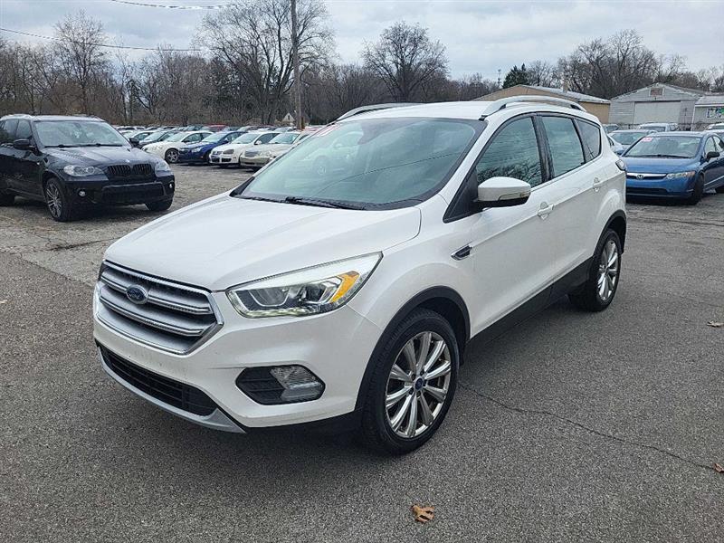 Ford Escape Titanium 4WD 2017