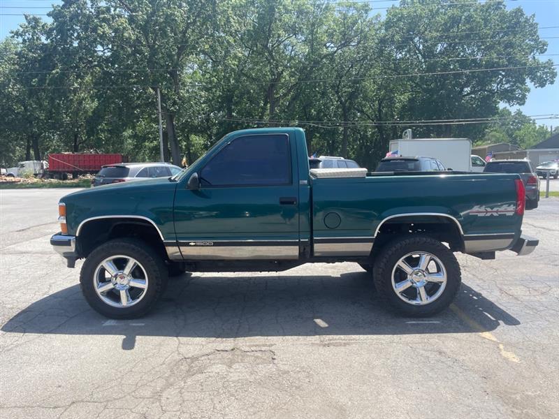 Chevrolet C/K 1500 Reg. Cab 6.5-ft. Bed 4WD 1995