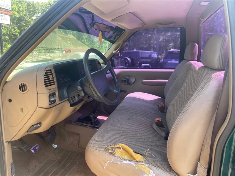 Chevrolet C/K 1500 Reg. Cab 6.5-ft. Bed 4WD 1995