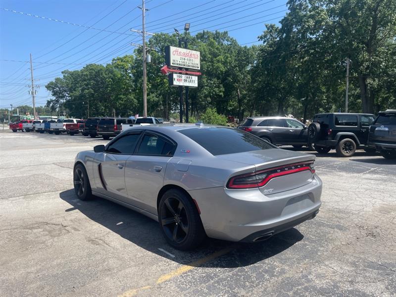 Dodge Charger SXT 2016