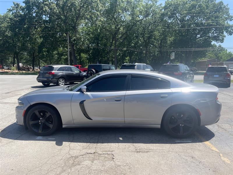 Dodge Charger SXT 2016