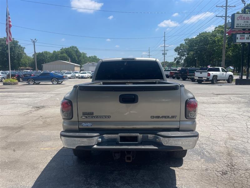 Chevrolet Silverado 1500 LT Ext. Cab 3-Door Short Bed 4WD 2000