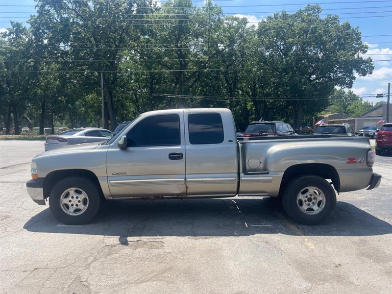 Chevrolet Silverado 1500 LT Ext. Cab 3-Door Short Bed 4WD 2000