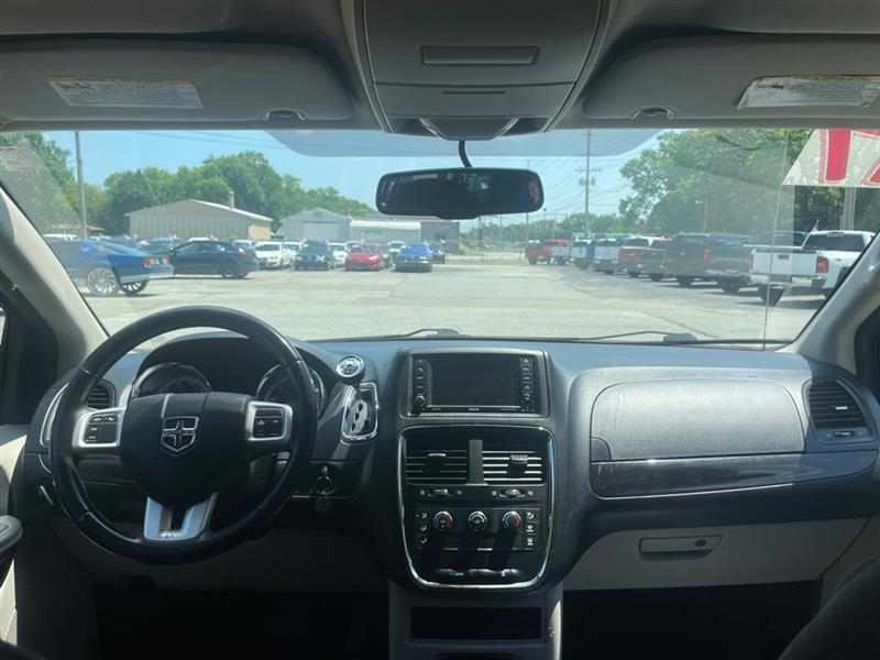 Dodge Grand Caravan SE 2017