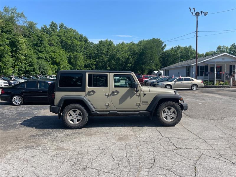 Jeep Wrangler Unlimited Sport 4WD 2017
