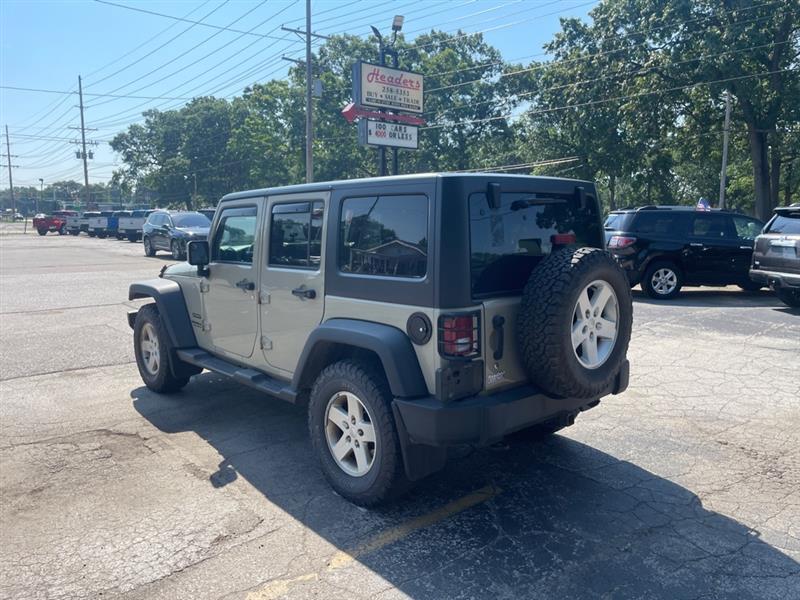 Jeep Wrangler Unlimited Sport 4WD 2017