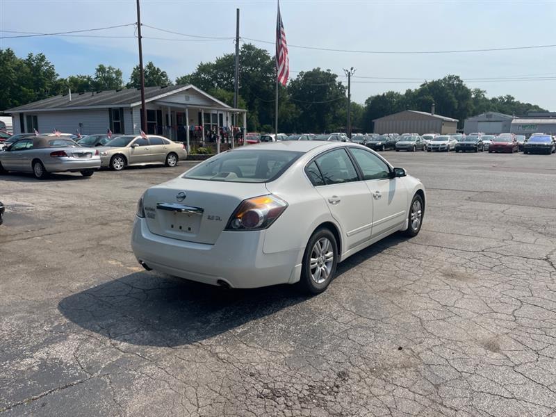 Nissan Altima 2.5 S 2012